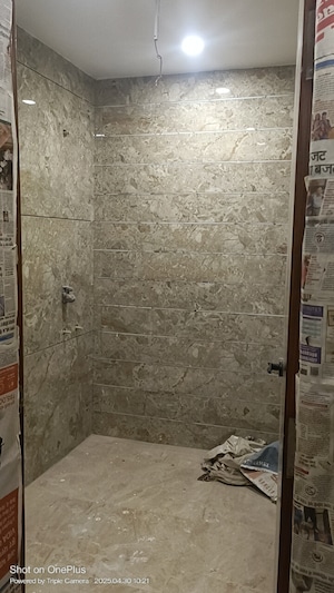 Bathroom in 4 BHK Builder Floor at Ashoka Enclave Faridabad, Sector 34 – for Sale