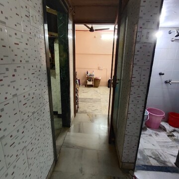 Bathroom in 1 BHK Apartment at Ganga Jyoti, Goregaon West – for Sale