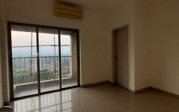 2 BHK Apartment For Sale in Lodha Palava Casa Rio Caspiana, Dombivli East