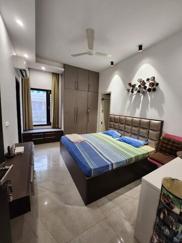 3 BHK Builder Floor For Rent in Pitampura