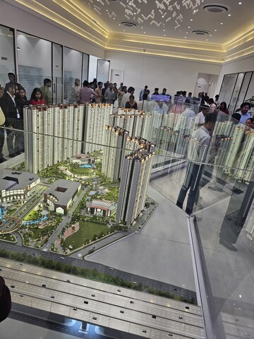 Balcony in 3.5 BHK Apartment at Siddharth Vihar – for Sale