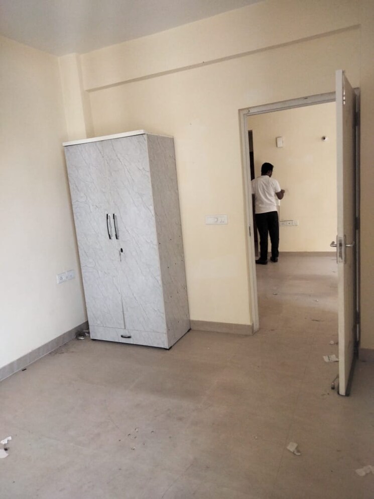 Room, godrej-summit 3 Bedroom 1712 Sq.Ft. Apartment In Sector 104 Gurgaon 8583648