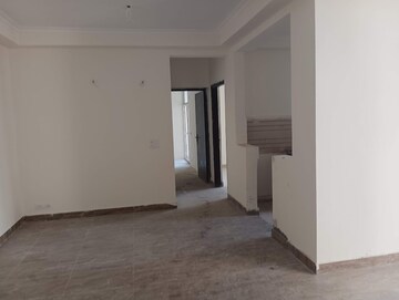 Room in 4 BHK Penthouse at Amrapali Silicon City, Sector 76 – for Sale