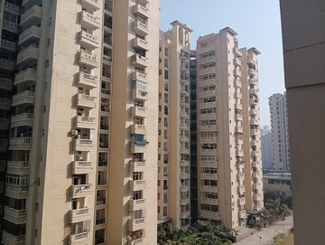 4 BHK Penthouse – Exterior View View at Amrapali Silicon City, Sector 76 - for Sale