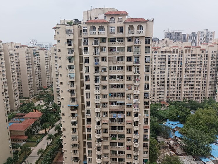 Exterior View, amrapali-silicon-city 4 Bedroom 4530 Sq.Ft. Penthouse In Sector 76 Noida 8583652