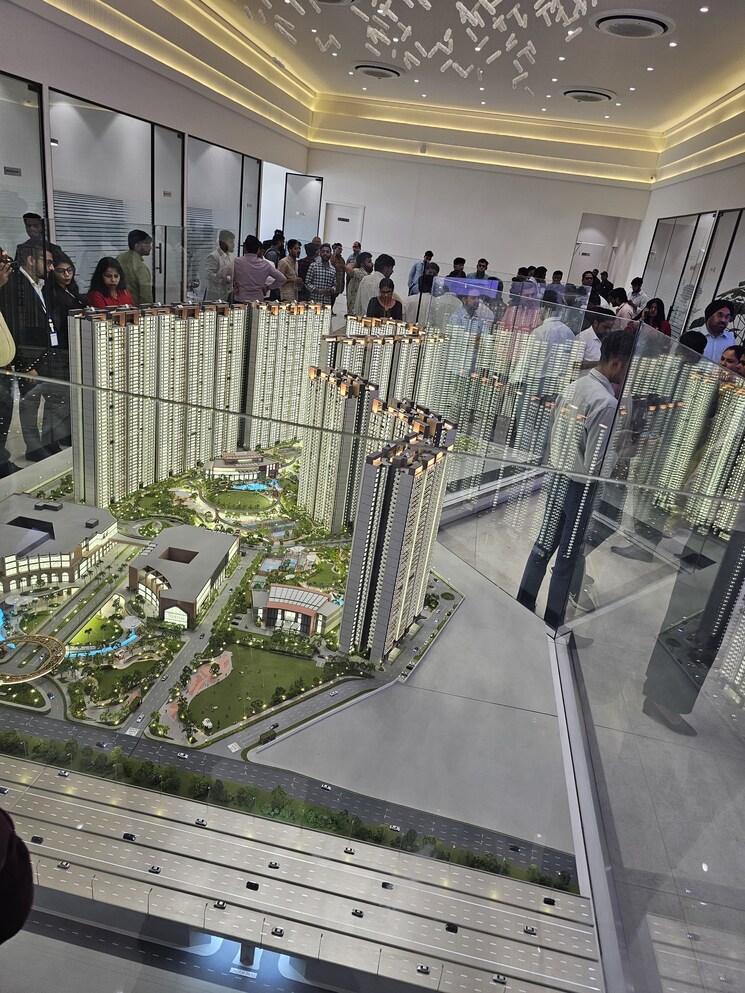 Balcony, siddharth vihar 4 Bedroom 2490 Sq.Ft. Apartment In Siddharth Vihar Ghaziabad 8583672