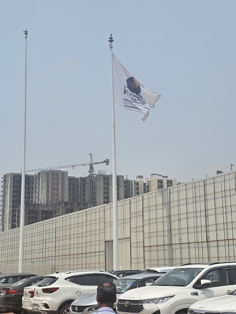 Exterior View, siddharth vihar 4 Bedroom 2490 Sq.Ft. Apartment In Siddharth Vihar Ghaziabad 8583672