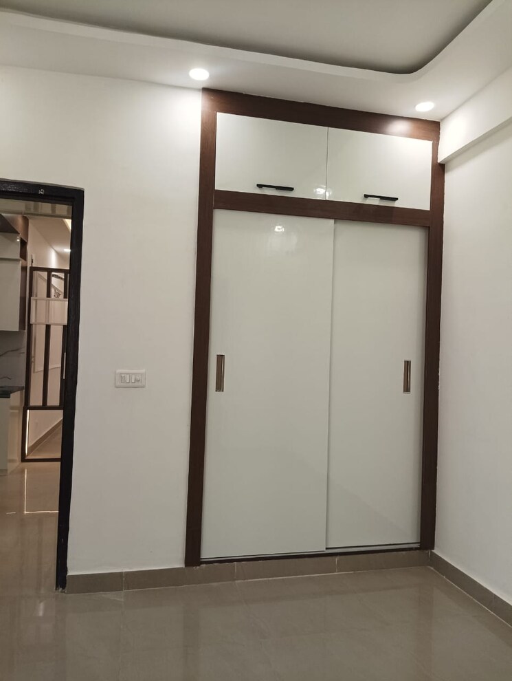 Room, suncity-avenue-76 2 Bedroom 682 Sq.Ft. Apartment In Sector 76 Gurgaon 8583694