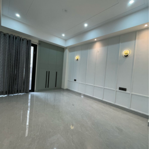 Room in 4 BHK Builder Floor at Ansal API Esencia, Sector 67 – for Sale