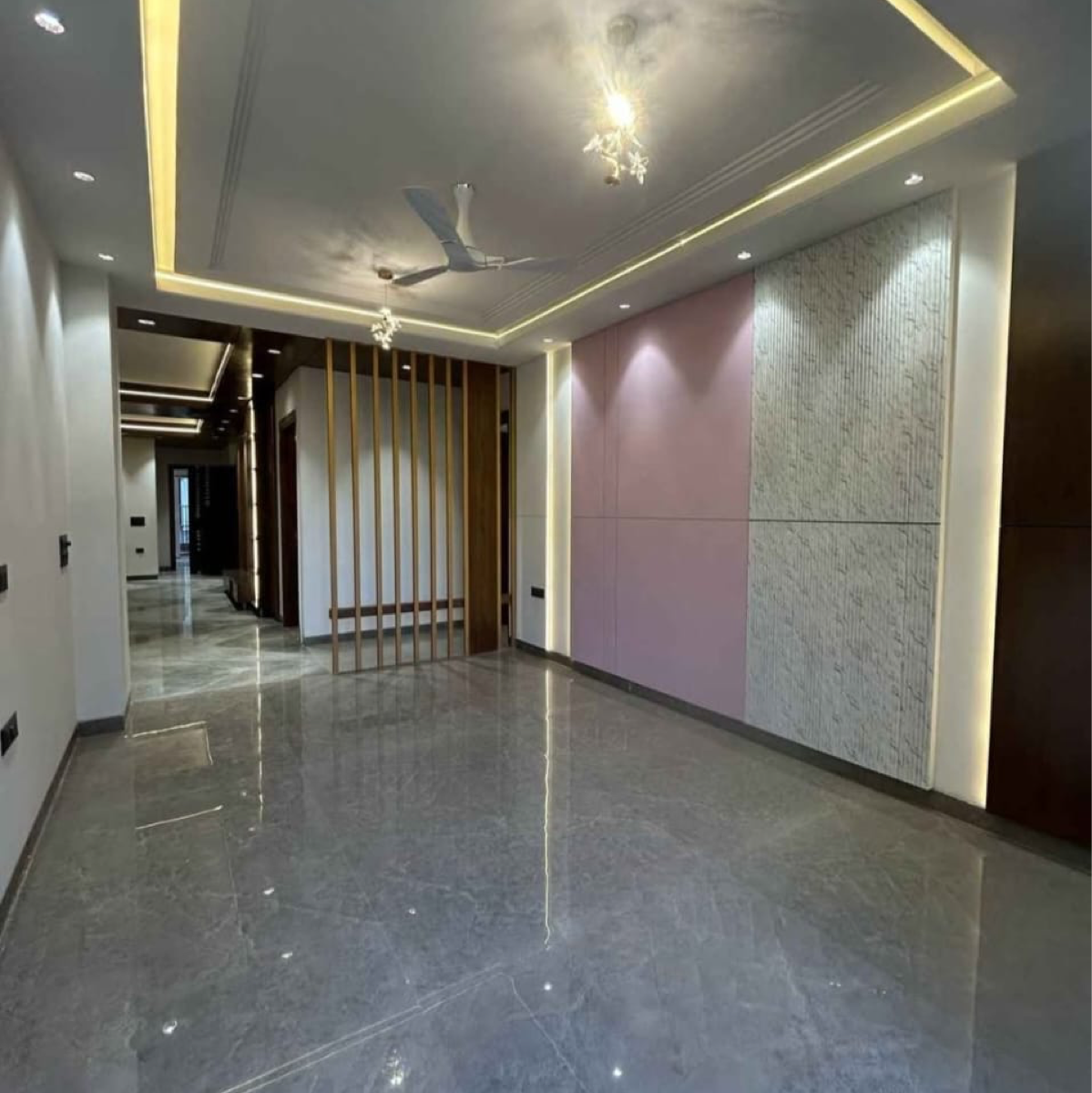 4 BHK + Pooja Room,Servant Room,Study Room 263 Sq.Ft. Builder Floor in The Images Floors