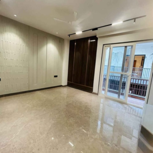 Room in 4 BHK Builder Floor at The Images Floors, Sector 51 – for Sale