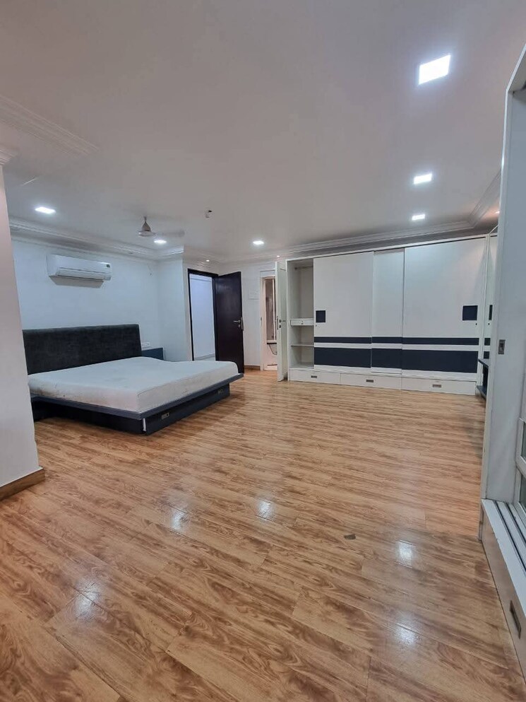 Room, juhu-scheme 4 Bedroom 2700 Sq.Ft. Apartment In Juhu Mumbai 8583912