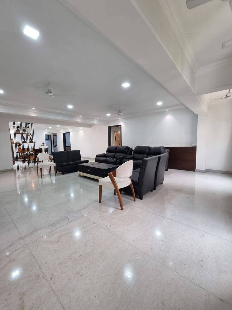 Gym, juhu-scheme 4 Bedroom 2700 Sq.Ft. Apartment In Juhu Mumbai 8583912