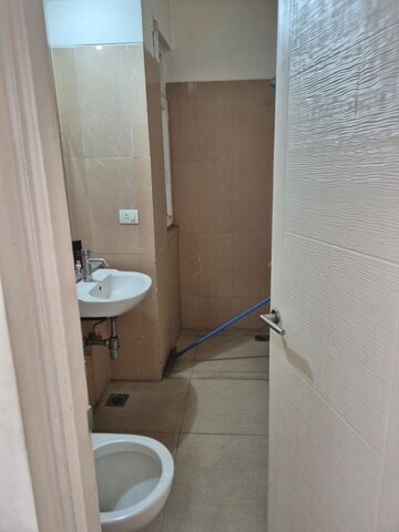 Bathroom in 3 BHK Apartment at Emaar Emerald Estate, Sector 65 – for Rent