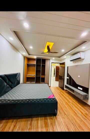 Bedroom in 3 BHK Builder Floor at Spazedge, Sector 47 – for Rent
