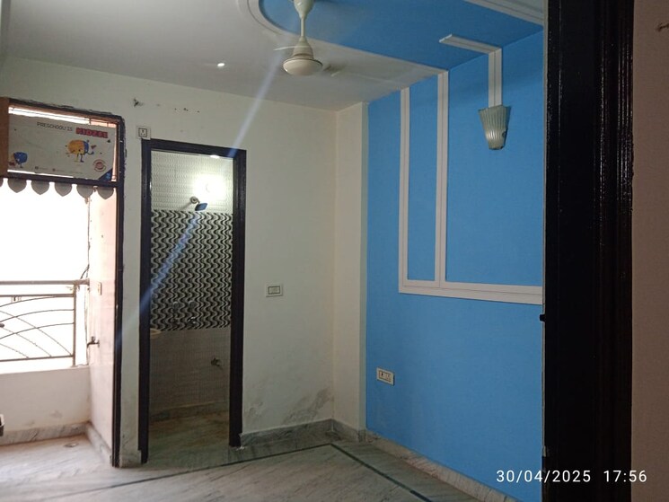 Other, nawada 3 Bedroom 1000 Sq.Ft. Builder Floor In Nawada Delhi 8584015