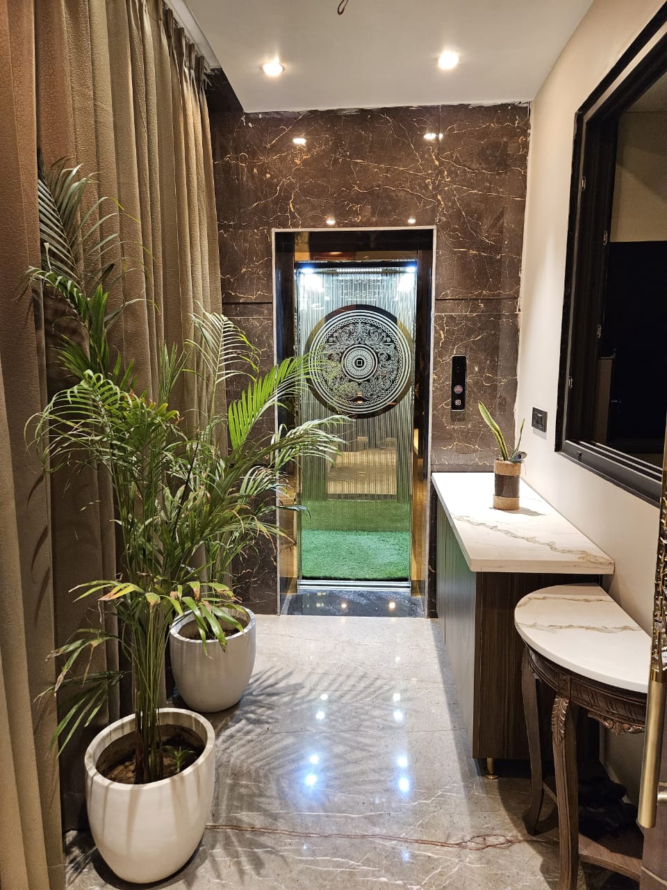 6+ BHK + Pooja Room,Servant Room,Study Room Villa For Sale in BPTP Floors