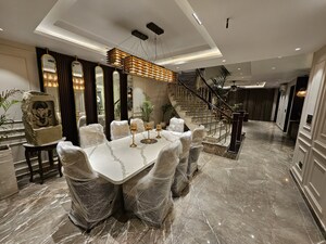 Gym in 6+ BHK Villa at BPTP Floors, Sector 70 – for Sale