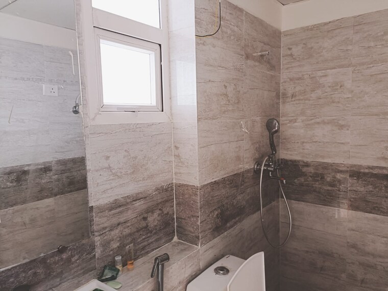 Bathroom, gaurs-siddhartham 3 Bedroom 1185 Sq.Ft. Apartment In Siddharth Vihar Ghaziabad 8584029