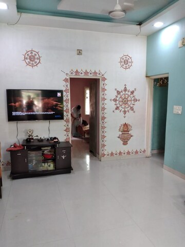 Living Room in 3 BHK Apartment at Usmanpura – for Rent