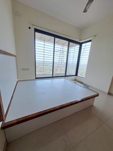 Room in 2 BHK Apartment at Airoli – for Rent