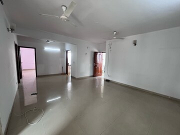 3 BHK Apartment For Rent in Hamlin Apartment, Golf Course Road