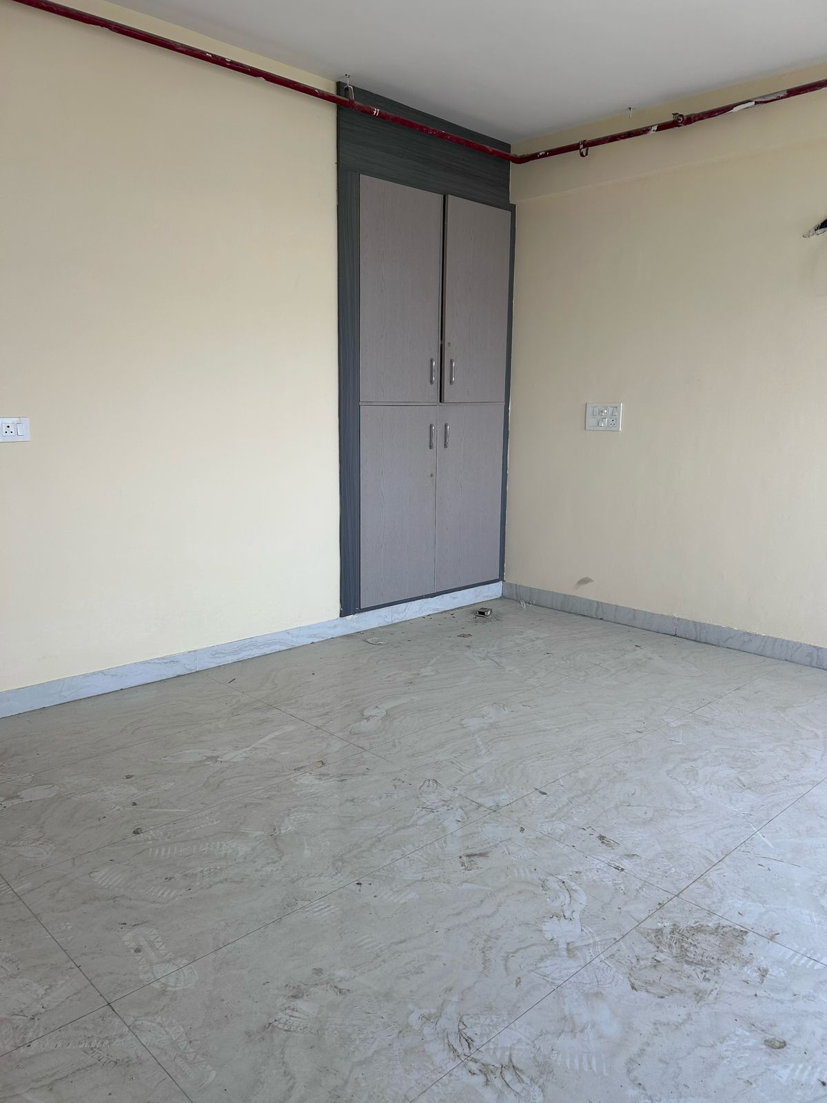 Office Space For Sale in Jai Ambey Jagdish Puram