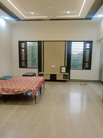 Bedroom in 3 BHK Builder Floor at Sector 18 – for Rent