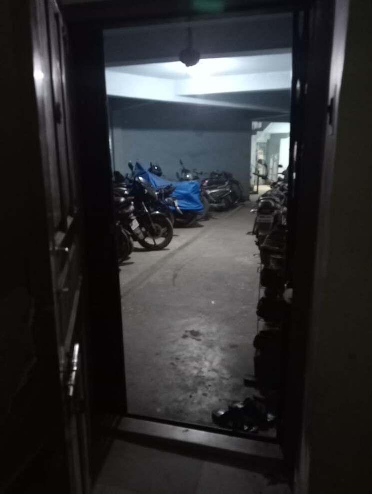  Parking, agarpara 3 Bedroom 996 Sq.Ft. Builder Floor In Agarpara Kolkata 8584252