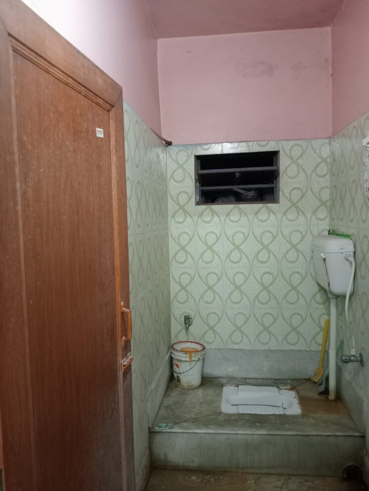 Bathroom, agarpara 3 Bedroom 996 Sq.Ft. Builder Floor In Agarpara Kolkata 8584252