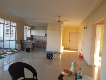 Living Room in 3.5 BHK Apartment at Raheja Vedaanta, Sector 108 – for Rent