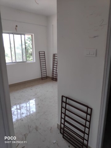 Room in 3 BHK Apartment at Skyline Imperia, Narendrapur – for Sale