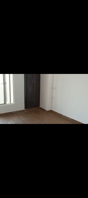 Room in 2 BHK Apartment at SCC Sapphire, Raj Nagar Extension – for Sale