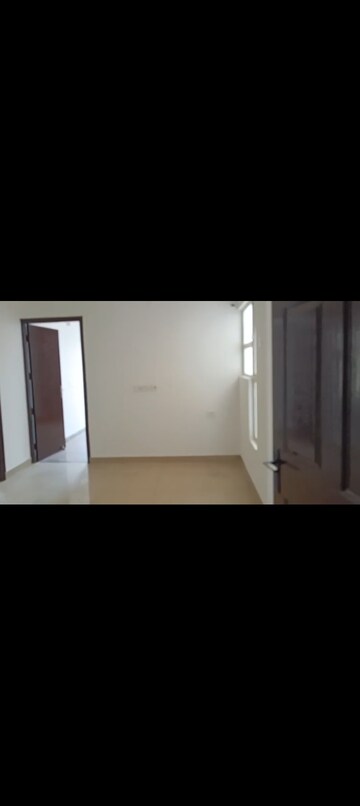Room in 2 BHK Apartment at SCC Sapphire, Raj Nagar Extension – for Sale