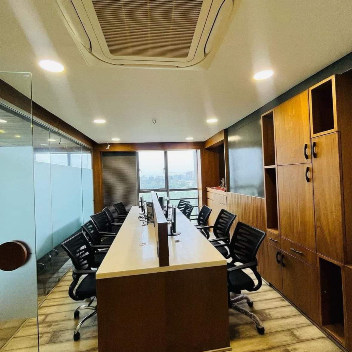 Office Space For Rent in Solitaire Corporate Park