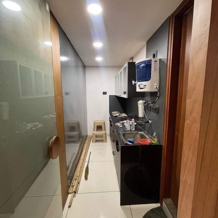 Team Area, solitaire-corporate-park Commercial Office Space 3000 Sq.Ft. In Mota Nagar Mumbai 8584339