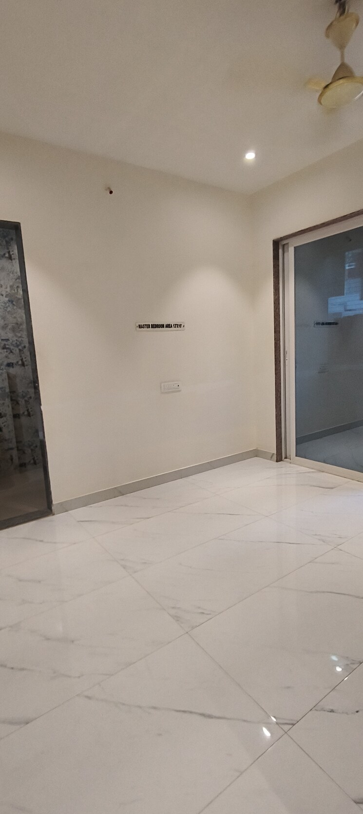 Room, kalyan west 2 Bedroom 850 Sq.Ft. Apartment In Kalyan West Thane 8584392