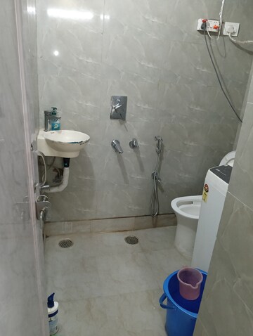 Bathroom in 1 BHK Builder Floor at Hari Nagar Ashram – for Rent