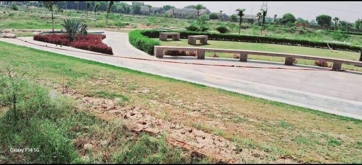 undefined, nh 19  100 Sq.Yd. Plot In Nh 19 Vrindavan 8584288