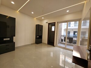 Room in 3 BHK Apartment at Pir Machalla – for Sale