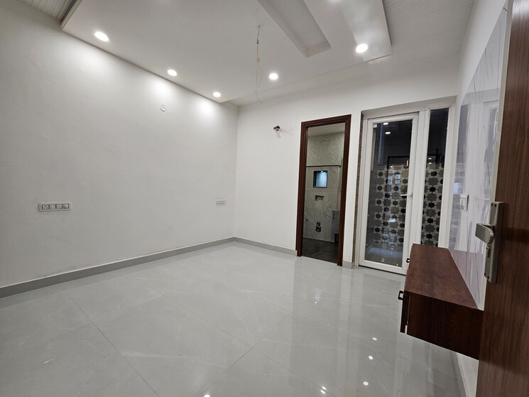 Kitchen, pir machalla 3 Bedroom 128 Sq.Yd. Apartment In Pir Machalla Zirakpur 8584442