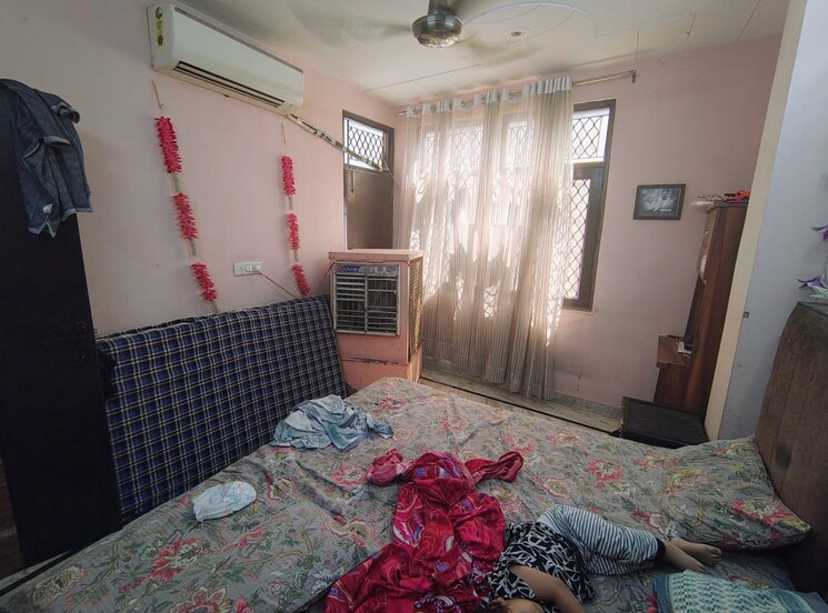 Bedroom, dwarka mor 2.5 Bedroom 888 Sq.Ft. Builder Floor In Dwarka Mor Delhi 8584462