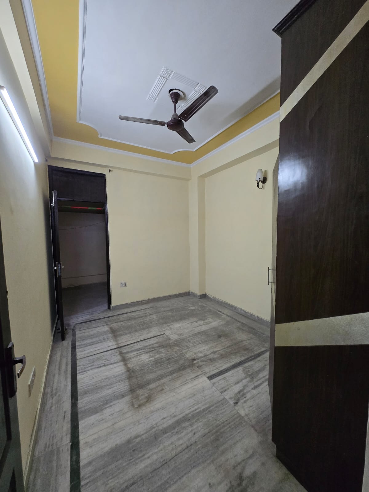 2 BHK Apartment For Sale in Sector 4 Wave City