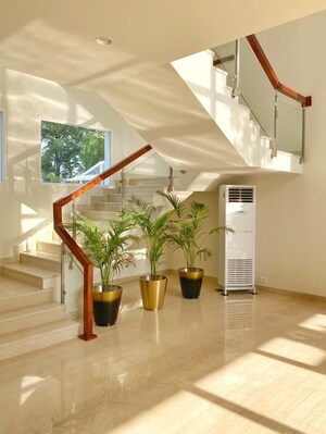 Staircase in 6+ BHK Builder Floor at Kirti Nagar – for Sale