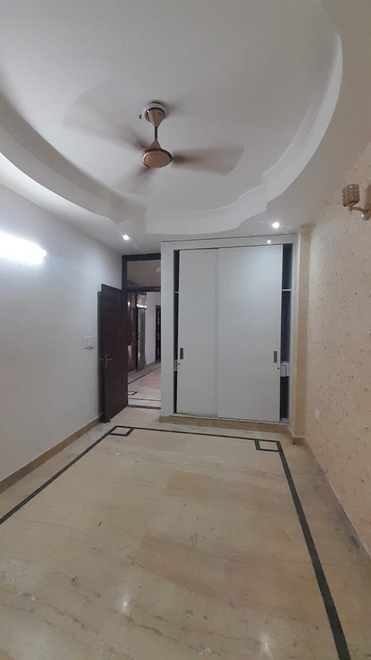 Room, jai-mata-residency 3 Bedroom 112 Sq.Mt. Builder Floor In Niti Khand Ghaziabad 8584524