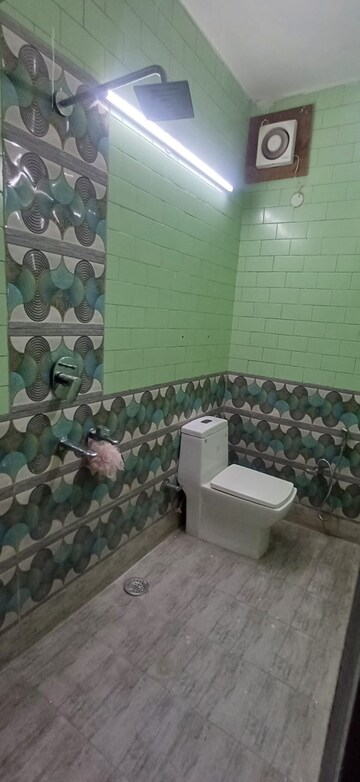 2 BHK Builder Floor For Rent in Lajpat Nagar I
