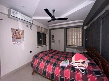 Bedroom in 3 BHK Apartment at Morabadi – for Rent