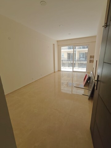 Room in 2 BHK Apartment at Signature Global Park 4 and 5, Sohna Sector 36 – for Sale