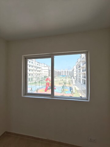 Room in 2 BHK Apartment at Signature Global Park 4 and 5, Sohna Sector 36 – for Sale