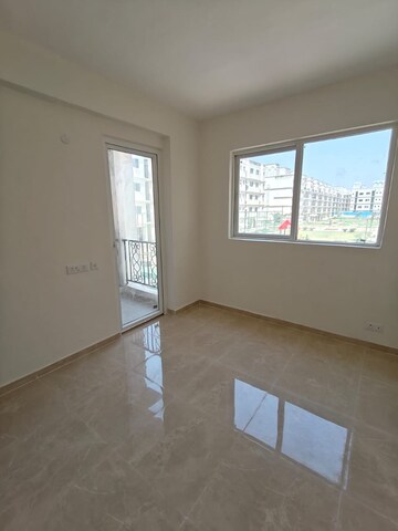 Room in 2 BHK Apartment at Signature Global Park 4 and 5, Sohna Sector 36 – for Sale